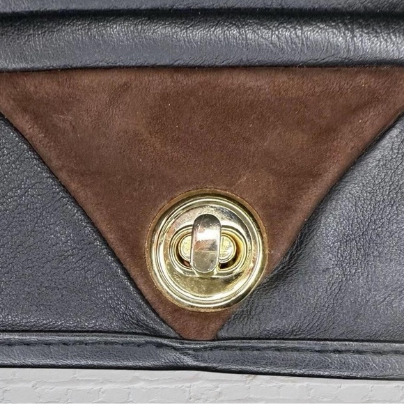 Vintage Avon Black and Brown Leather Purse Boho Bag Cross Body - Picture 4 of 8